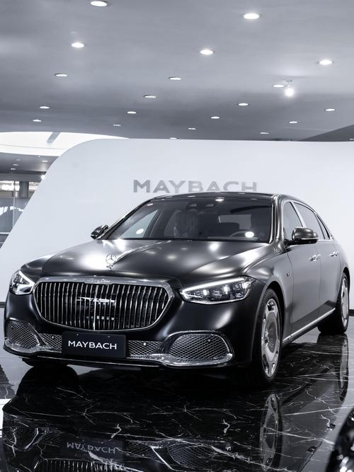 佛山288岚图汽车的售后服务让用户无忧出行，迈巴赫未来的豪华车趋势